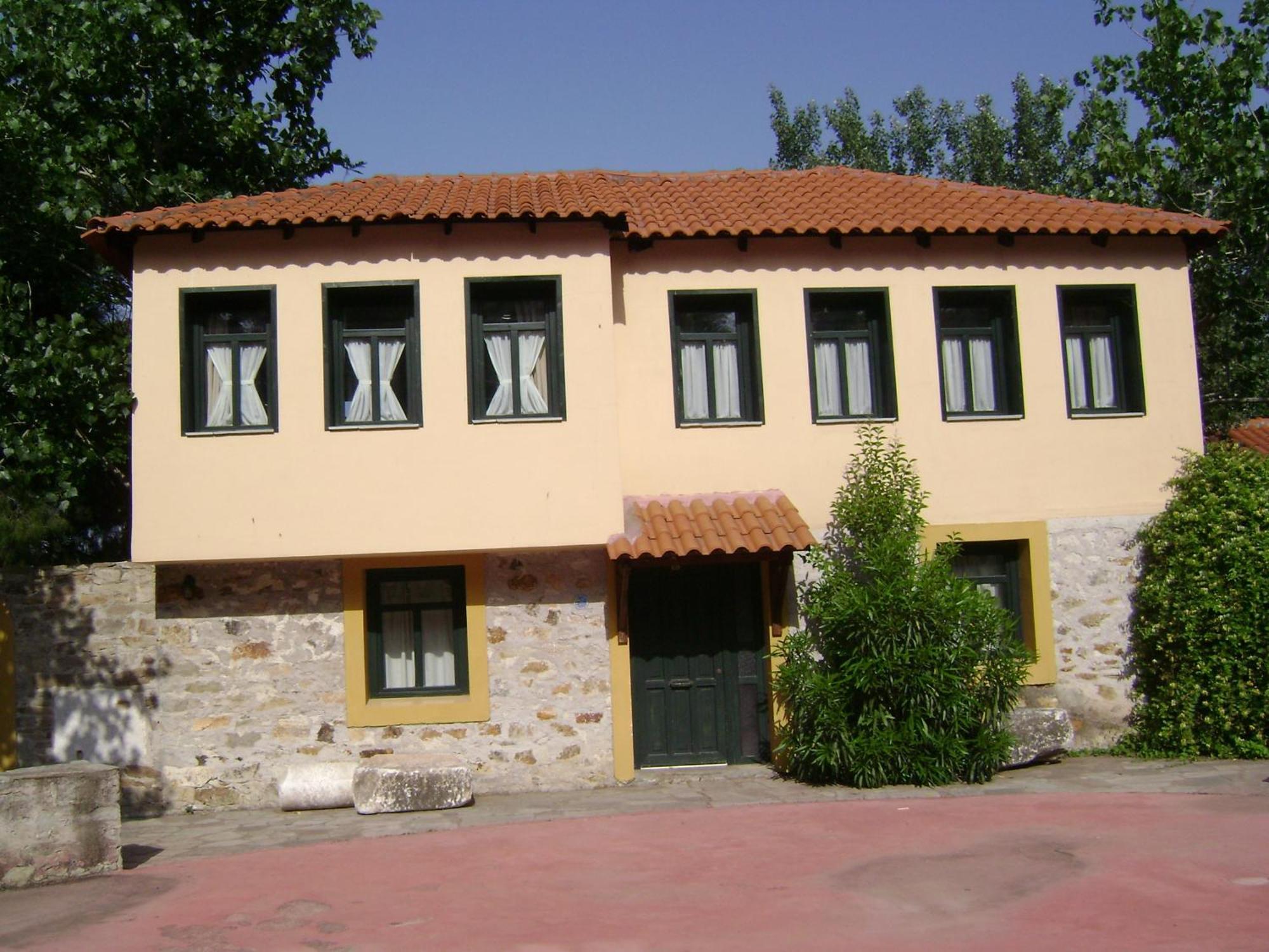 Akontisma Hotel