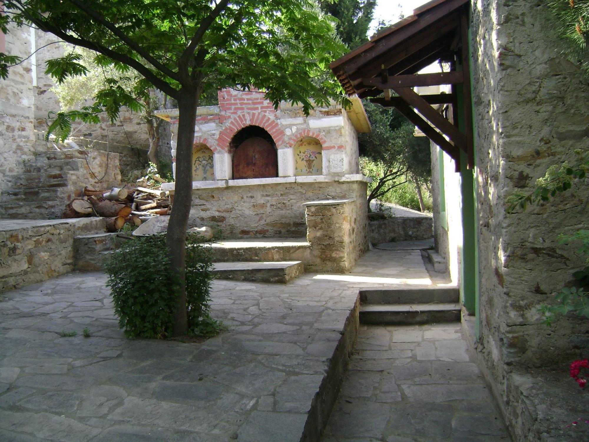 Akontisma Hotel *